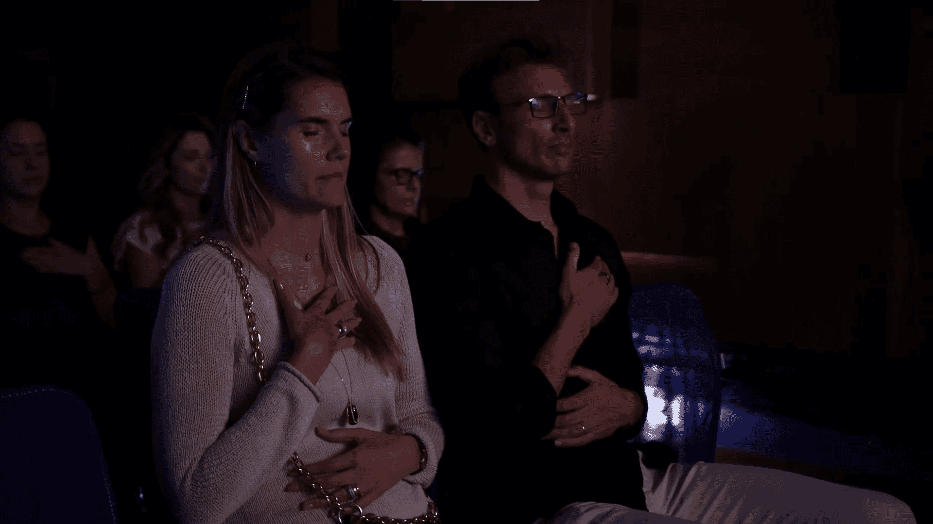 Imagem do campo **Há fases em que a vida pede mais — clareza, coragem, resiliência.**